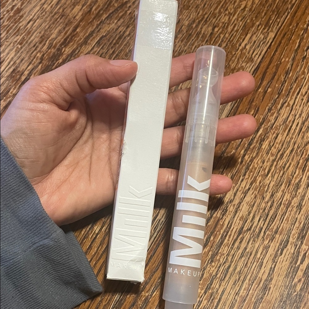 Milk Makeup Clear  3 in 1 under eye tint +brightener